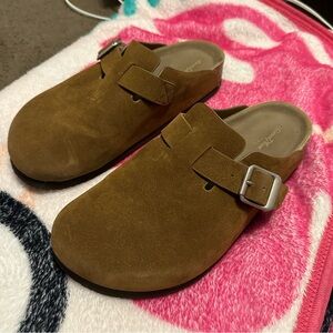 Women’s Betsy Clog Mule Flats